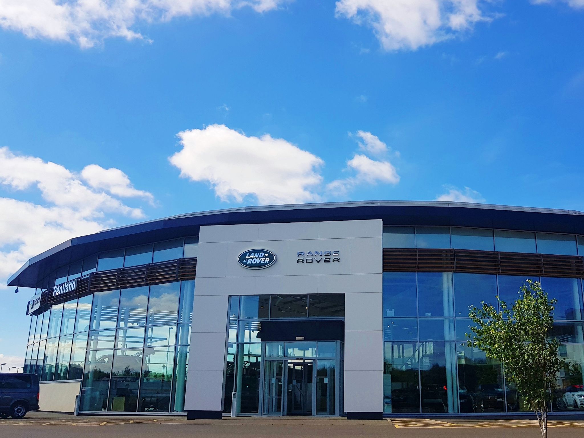 Pentland Land Rover Edinburgh Car dealership in Newbridge AutoTrader